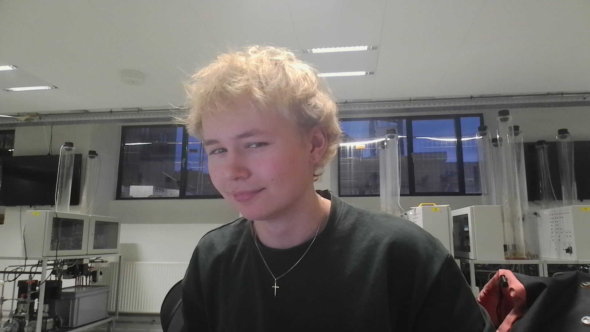 Billede af mig ved computeren